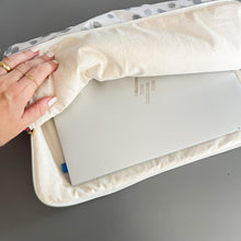 Load image into Gallery viewer, Capa para PC portátil DOTS