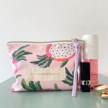 Load image into Gallery viewer, bolsa  plastificada PITAYA