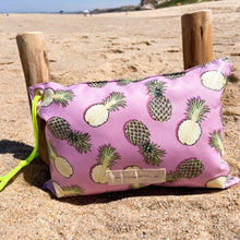 Load image into Gallery viewer, Almofada de praia ABACAXI LILÁS