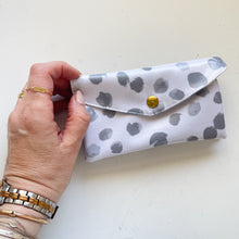 Load image into Gallery viewer, Carteira de mola DOTS