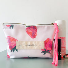 Load image into Gallery viewer, bolsa  plastificada MORANGOSKA