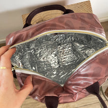 Load image into Gallery viewer, Lancheira M MOCHA MOUSSE