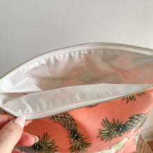Load image into Gallery viewer, Bolsa XL plastificada ABACAXI LARANJA