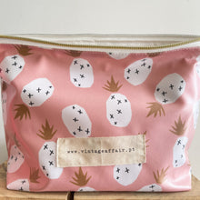 Load image into Gallery viewer, Bolsa plastificada XL ANANÁS 🍍