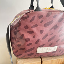 Load image into Gallery viewer, Lancheira M GINJA