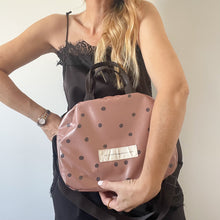 Load image into Gallery viewer, Lancheira M CAPUCCINO