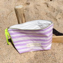 Load image into Gallery viewer, Bolsa plastificada XL RISCAS LILÁS