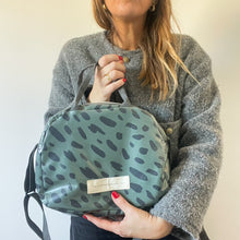 Load image into Gallery viewer, Lancheira M HORTELÃ