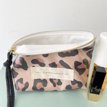 Load image into Gallery viewer, bolsa plastificada LEOPARDO ESCURO