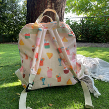 Load image into Gallery viewer, Mochila térmica SUMMER COCKTAIL