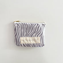 Load image into Gallery viewer, Bolsa transparente "2 em 1" ZEBRA CINZA