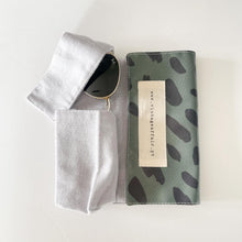 Load image into Gallery viewer, bolsa para óculos HORTELÃ