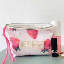 Load image into Gallery viewer, bolsa  plastificada MORANGOSKA
