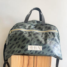 Load image into Gallery viewer, saco fim-de-semana HORTELÃ