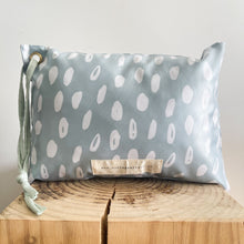 Load image into Gallery viewer, Almofada de praia MENTA