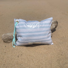 Load image into Gallery viewer, Almofada de praia RISCAS MENTA