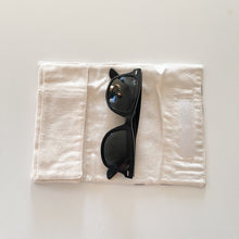 Load image into Gallery viewer, Bolsa para óculos DOTS