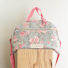 Load image into Gallery viewer, Saco fim de semana FLORAL