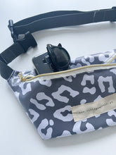 Load image into Gallery viewer, Bolsa de cintura MANCHA CINZA