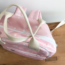 Load image into Gallery viewer, Mochila pequena BIG STAR