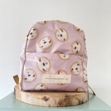 Load image into Gallery viewer, Mochila pequena PREGUIÇAS 🦥 ROSA