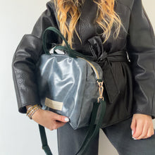 Load image into Gallery viewer, Lancheira L ESMERALDA