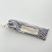 Load image into Gallery viewer, Bolsa para talheres ZEBRA CINZA