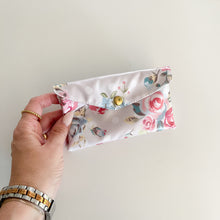Load image into Gallery viewer, Carteira de mola FLORAL
