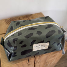 Load image into Gallery viewer, necessaire grande HORTELÃ