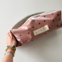 Load image into Gallery viewer, Bolsa para acessórios cabelo CAPUCCINO