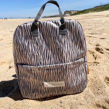 Load image into Gallery viewer, Mochila térmica ZEBRA TAUPE