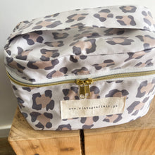 Load image into Gallery viewer, Necessaire térmico LEOPARDO CLARO