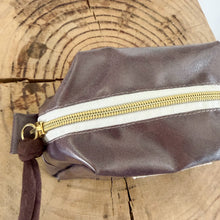 Load image into Gallery viewer, necessaire pequeno DARK CHOCO