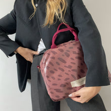 Load image into Gallery viewer, Lancheira L GINJA