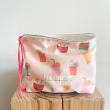 Load image into Gallery viewer, bolsa plastificada XL SUMMER COCKTAIL