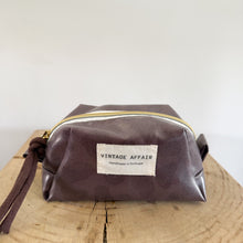 Load image into Gallery viewer, necessaire pequeno DARK CHOCO