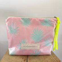 Load image into Gallery viewer, bolsa plastificada XL MINT PALMS