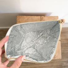 Load image into Gallery viewer, Bolsa térmica MEIA DE LEITE