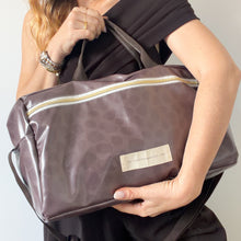 Load image into Gallery viewer, saco de desporto DARK CHOCOLAT