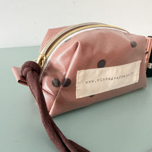 Load image into Gallery viewer, necessaire pequeno CAPUCCINO