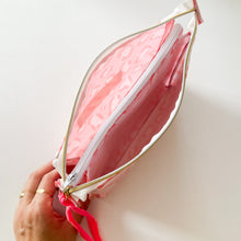 Load image into Gallery viewer, Estojo triplo LÉO ROSA