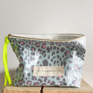 Bolsa plastificada XL ANIMAL PRINT VERDE