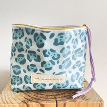 Load image into Gallery viewer, Bolsa plastificada XL LEO AZUL