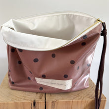 Load image into Gallery viewer, bolsa plastificada XL CAPUCCINO