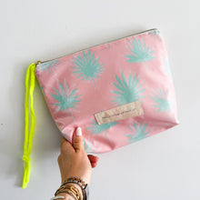 Load image into Gallery viewer, Bolsa térmica MINT PALMS