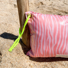 Load image into Gallery viewer, Almofada de praia ROSA PASTILHA