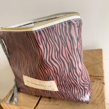 Load image into Gallery viewer, bolsa térmica CHERRY