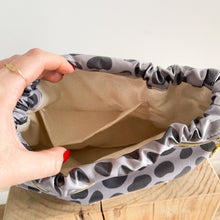 Load image into Gallery viewer, Mala interior ASH