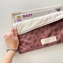 Load image into Gallery viewer, Capa para PC portátil GINJA