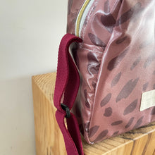 Load image into Gallery viewer, Lancheira M GINJA